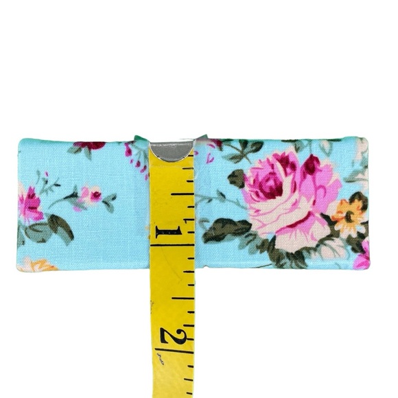 Retro Light Blue Floral Print Lipstick Holder With Mirror - Picture 16 of 17